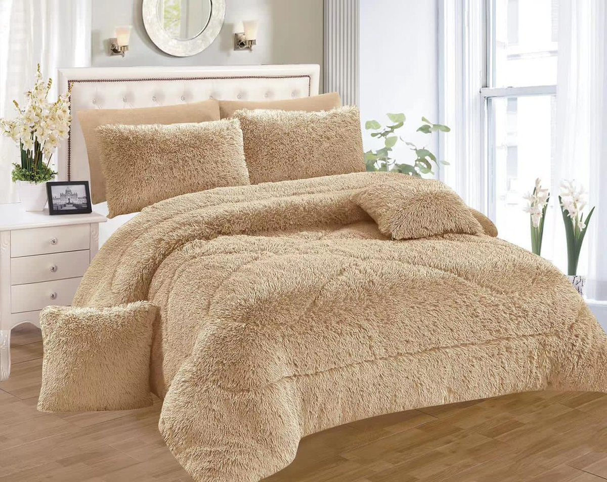 PillowsAndDuvet's tweet photo. @C_NyaKundiH Waah, the top is rotten
Meanwhile I sell fluffy duvet at ksh 4500
Comes with 4 pillow cases and 1 bedsheet
6*7
☎️0794473661 https://t.co/DMttj8jmkR