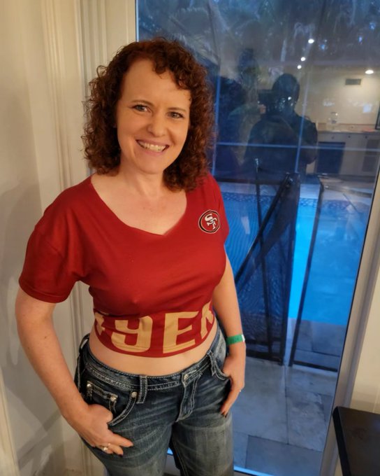Too bad the 49ers lost 🏈😕. It was a good game though.  I had a fabulous time at a Super Bowl party here<a href="/tag/vacation"class="tags"><span>#vacation</span></a><a href="/tag/florida"class="tags"><span>#florida</span></a><a href="/tag/party"class="tags"><span>#party</span></a><a href="/tag/redhead"class="tags"><span>#redhead</span></a><a href="/tag/football"class="tags"><span>#football</span></a><a href="/tag/superbowl"class="tags"><span>#superbowl</span></a>