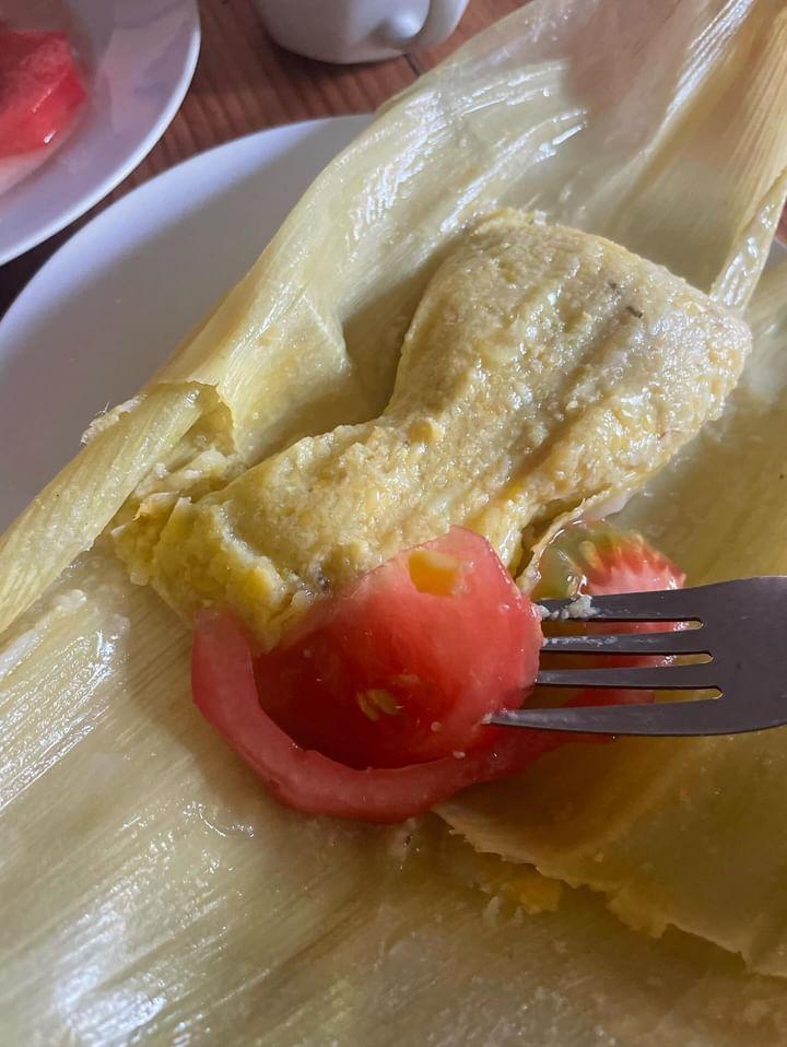 BryanSembler's tweet image. Le tengo las wenas humitas a $2 lukitas. Hoy lunes en Metro Manuel Montt y previas entregas en Santiago centro. 👨‍🍳💚🌽