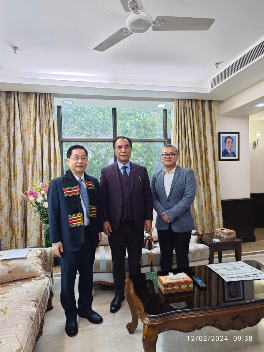 Lal_Duhoma's tweet image. Mr. Baushuan Ger, #Taiwan Ambassador to India, Taipei Economic and Cultural Centre in India, paid a visit to me at #Mizoram House in New Delhi. It was truly delightful as we engaged in fruitful discussions on various topics of mutual interest.
