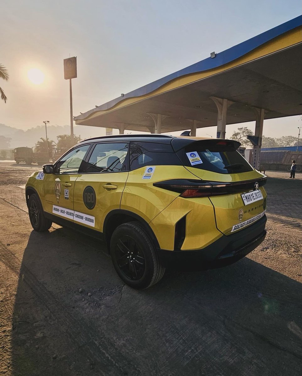 NBDrives's tweet photo. Started the first leg of my big road trip across the Golden Quadrilateral! First fuel stop just outside Bombay at the @bpclimited petrol pump . #AtalYatra #GoldenQuadilateral 

Car I’m driving is a @tataharrier sponsored by @tatamotorscars 

#BPCL #bharatpetroleum 
#roadtrip https://t.co/UNfGEQ0jT9