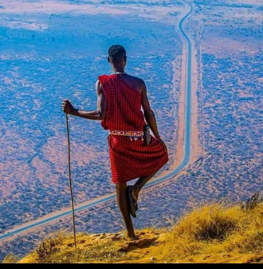 EvansBigs's tweet photo. @boniface_jrn The road from Ivory Coast to Lagos will be long and lonely https://t.co/lcup5BlZYP
