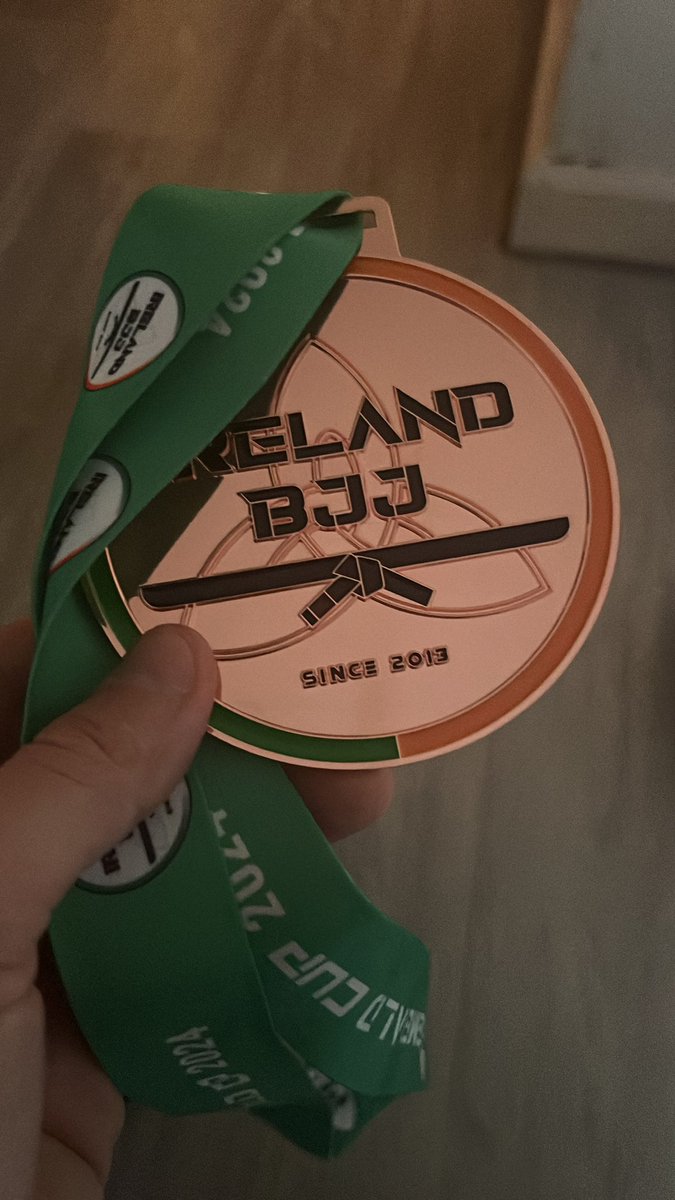 SenHill3's tweet photo. 7 months ago i decided to take up Jiu-Jitsu after I gave up alcohol and smoking that devils lettuce. Got so invested in it I said fuck it i'll compete and see how i get on. And what do ye know I managed to snag myself a bronze medal 🥉. next comp I strive for silver or gold 💪💪. https://t.co/o5TDP1SgmV