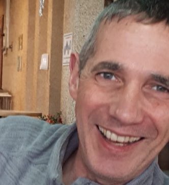 aryeshalicar's tweet photo. ENDLICH GUTE NACHRICHTEN:
Fernando Simon Marman (60) und Louis Har (70), wurden in der vergangenen Nacht nach 128 Tagen in palästinensischer Geiselhaft, von israelischen Spezialeinsatzkräften aus der Stadt #Rafiah im Süden des #Gazastreifen, befreit. https://t.co/9E5Tp2Ih2N