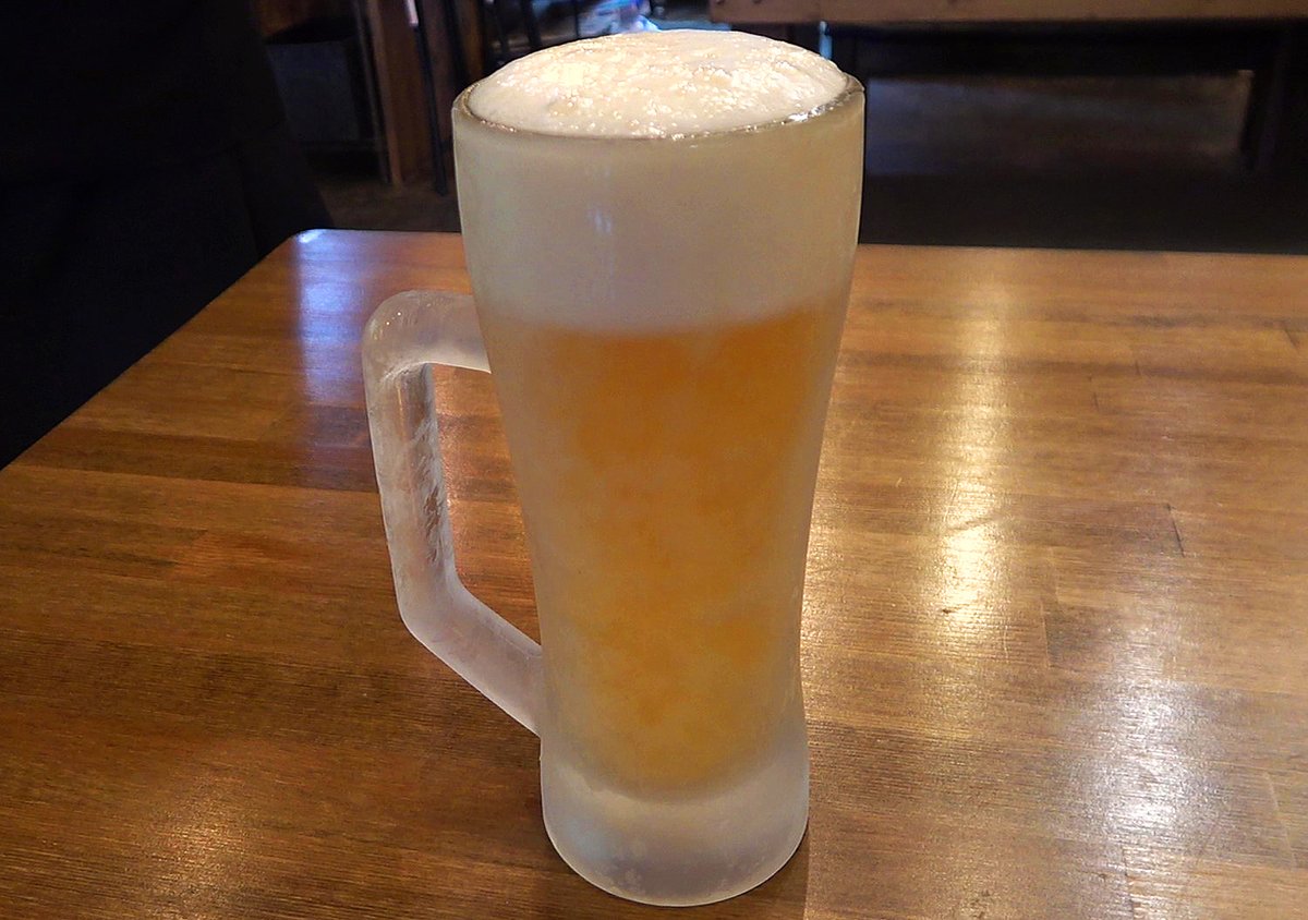 aiqfN2u5mJUEfGh's tweet photo. 熱海市の網代にある人気店・漁師家 大次郎丸さんは朝8時半からの営業。しかも朝飲みセットという夢のようなメニューも用意されてます。
酒3杯と刺身小鉢・枝豆で2000円。お刺身は天然のブリでした!!

動画をアップしてますんで、ぜひご覧ください！

https://t.co/xynkugg7ad

#熱海　
#居酒屋　
#地魚 https://t.co/TNxvMLecrV