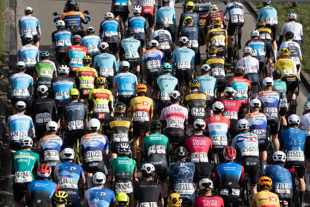Olympia's Tour (@olympiastour) on Twitter photo 🚴♂️𝙎𝙩𝙚𝙧𝙠𝙚 𝙗𝙚𝙯𝙚𝙩𝙩𝙞𝙣𝙜 in Olympia’s Tour. Het pro continentale <a href="/tourdetietema/">unibettietemarockets</a> neemt het op tegen liefst 19 continentale formaties uit binnen- en buitenland en 2 nationale selecties. 4 clubteams maken het veld compleet.
Lees meer➡️ bitly.ws/xtKz
#OT2024 🚴♂️𝙎𝙩𝙚𝙧𝙠𝙚 𝙗𝙚𝙯𝙚𝙩𝙩𝙞𝙣𝙜 in Olympia’s Tour. Het pro continentale <a href="/tourdetietema/">unibettietemarockets</a> neemt het op tegen liefst 19 continentale formaties uit binnen- en buitenland en 2 nationale selecties. 4 clubteams maken het veld compleet.
Lees meer➡️ bitly.ws/xtKz
#OT2024