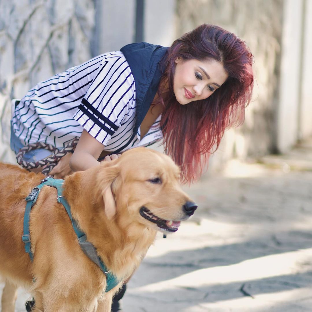 Pawsitively delightful moments with my loyal companion.♥️✨🐶
Checkout actress Kanchi Singh’s new picture with her pawsome friend 👀

@kanchisingh09

.
#kanchisingh
#pawsitively
#delightfulmoments