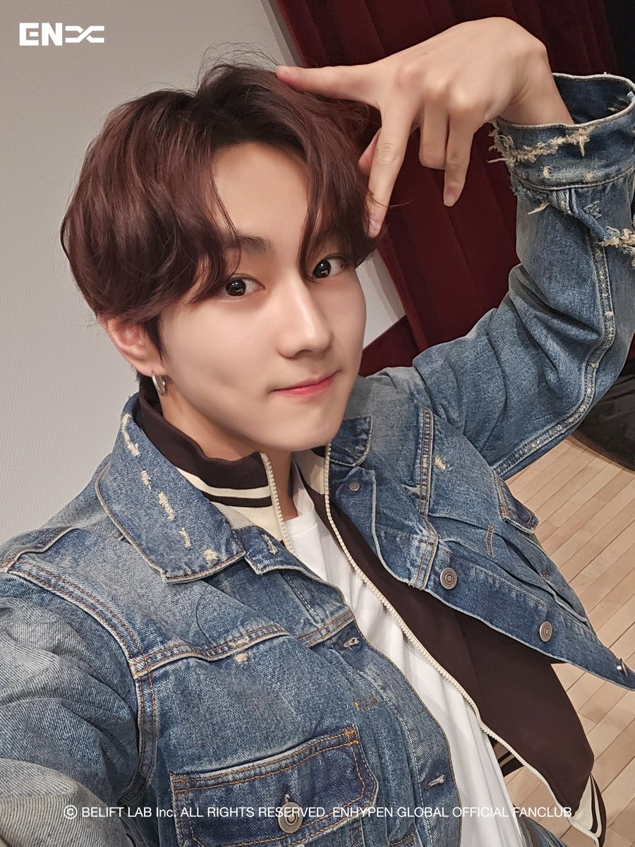 enhypenweverse's tweet photo. [MEMBERSHIP] 240212

ENHYPEN 'ORANGE BLOOD' Selfies (2) 📸

(1/7)

@ENHYPEN_members @ENHYPEN #ENHYPEN #엔하이픈 #JUNGWON #정원 https://t.co/XTnm0bCeM2