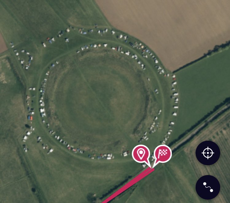 @mossgoblingrrl @EnglishHeritage Just keyed in Thornborough into the OSMaps app and they caught Beltane actually happening! 🖤#ThornboroughBeltane