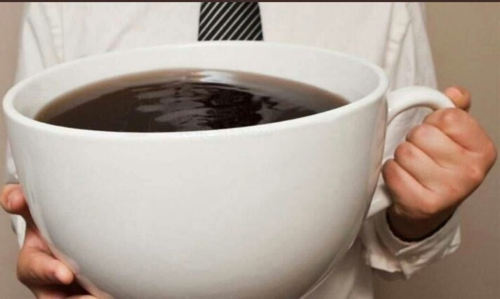 Necesito una taza así de café... 😴