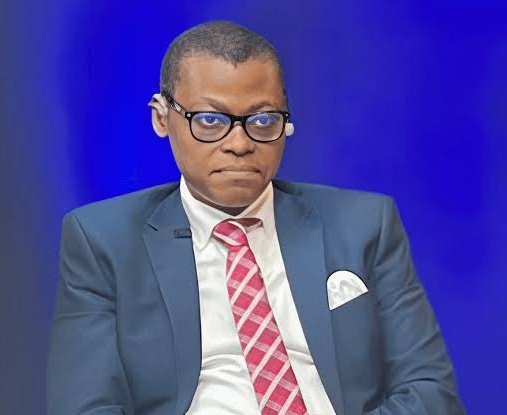 daylearny's tweet image. In anything you want to become in life, do not wish or pray for the support of this guy. Whoever he supports never wins. Listen,this dude supported Atiku/Obi for president, Peter Obi &amp;amp; suddenly developed love &amp;amp; supported our Super Eagles. He's simply a B@d luck, avoid him!