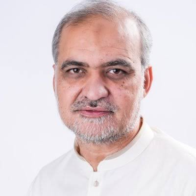JamshaidMsandhu's tweet photo. In the world full of Nawaz Shareef's, Be like  Hafiz Naeem U Rehman ❤️
#Respect_HafizNaeem https://t.co/FUo38azL0H