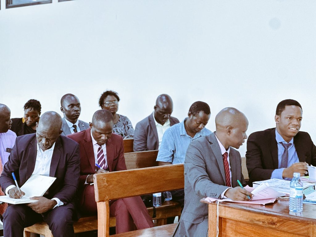 Equal opportunities Commission has commenced a probe on Health Ministry over alleged discrimination of Allied Health Professionals by ring-fencing juicy managerial jobs for medical
workerstelevision.digital/equal-opportun…