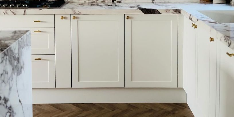 TLC LuxuryVinylTile tweet media