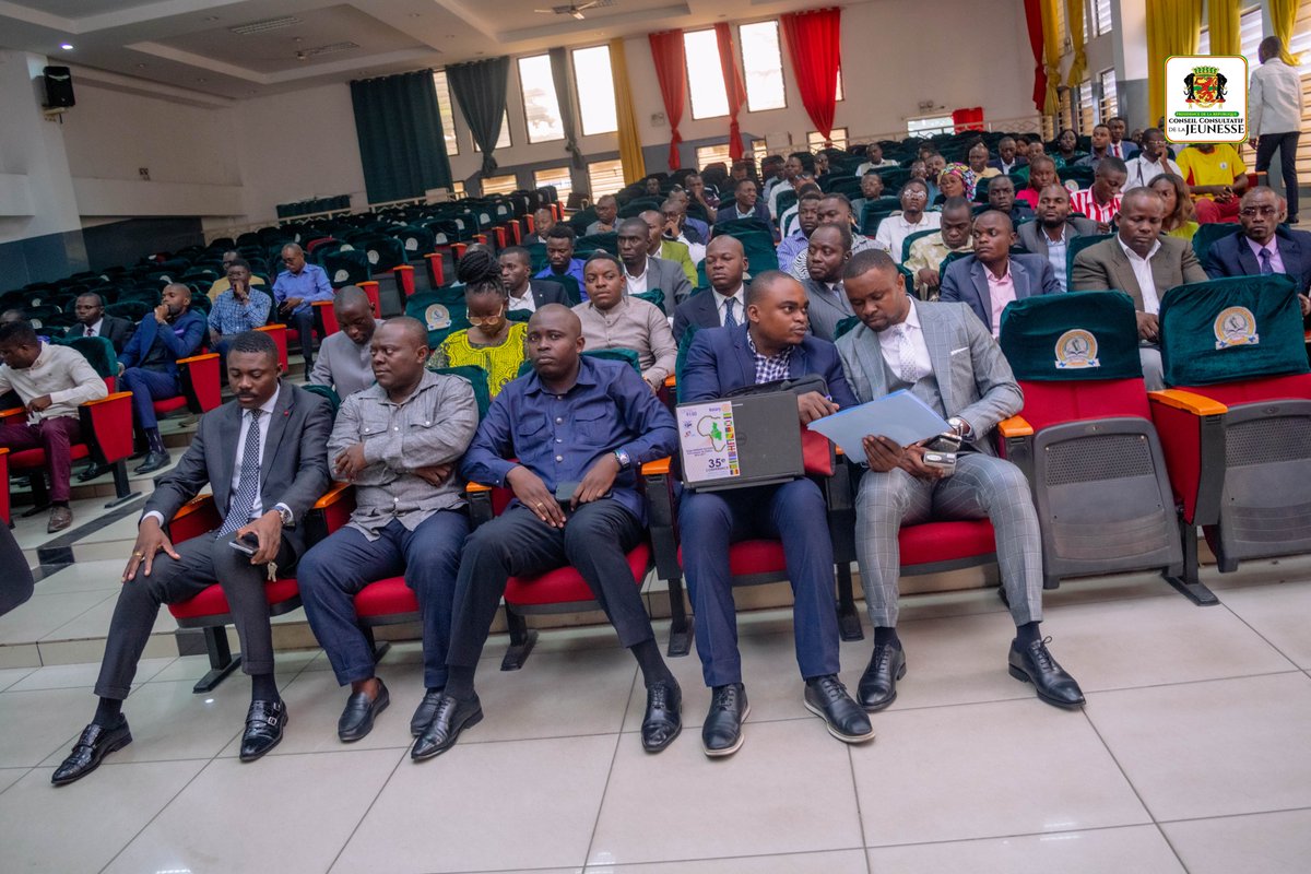 Conseil Consultatif de la Jeunesse tweet media