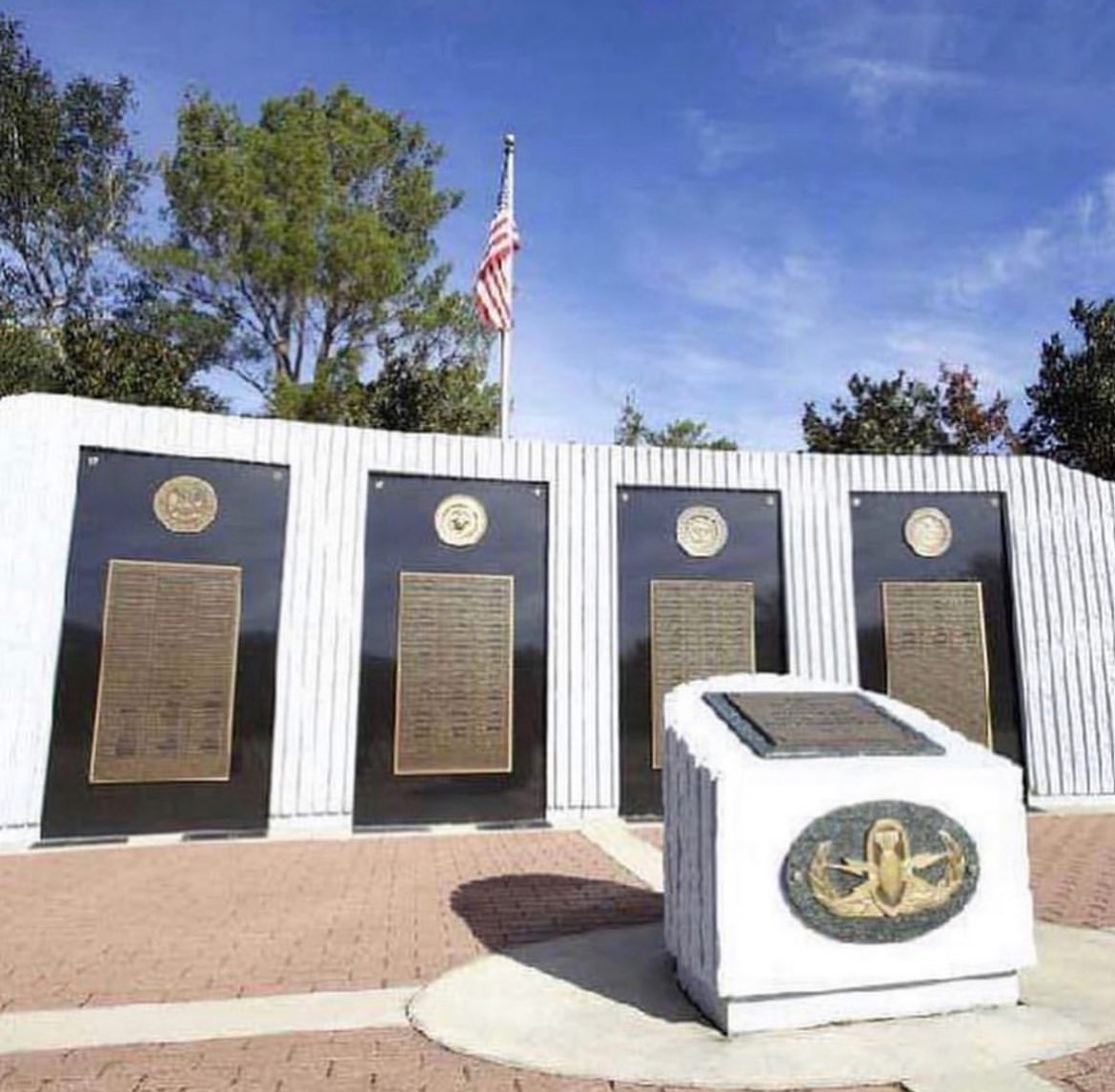 op_hawkeye's tweet photo. 2.12.2006 ~ AO2 Nicholas Wilson 🇺🇸
#OpHawkeyeRemembers #NicholasWilson #EOD #EODwarrior #EODMU3 #NavyEOD
#Operation_Hawkeye
📜 https://t.co/lUnqpIq3xi
📜 https://t.co/OckOMtx5Nm
📰 https://t.co/h1zeVjo9vM
🎥 https://t.co/1mRwnh94cZ https://t.co/sseAiRKmJO