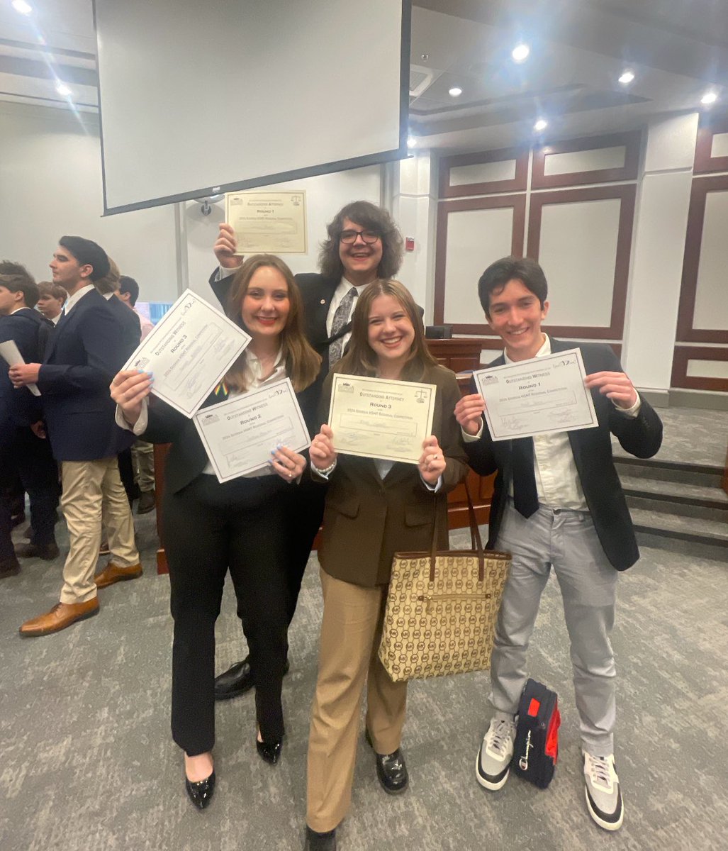 FCHS Humanities Academy tweet media