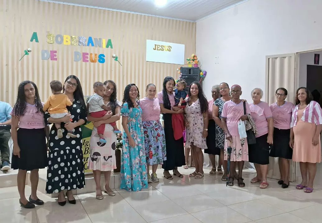 Obpc_Sf's tweet photo. Culto das Mulheres (#Ufebrac).
Deus se fez presente na casa e fomos cheios de sua presença.
Ministrando a palavra aos nossos corações, nossa querida irmã Adna Jaciara { @Adnajaciaraadna } que foi tremendamente usada pelo Senhor, para falar conosco.
Que Deus lhe abençoe irmã! https://t.co/RAcPatSRFf