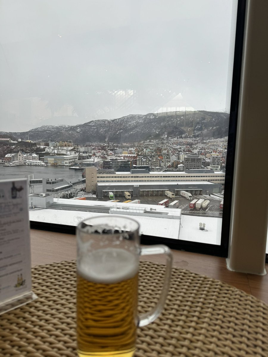 atsophies's tweet photo. Reicht mit auswärts 🛳️🍺 #chillimilli https://t.co/LgOXebApnX