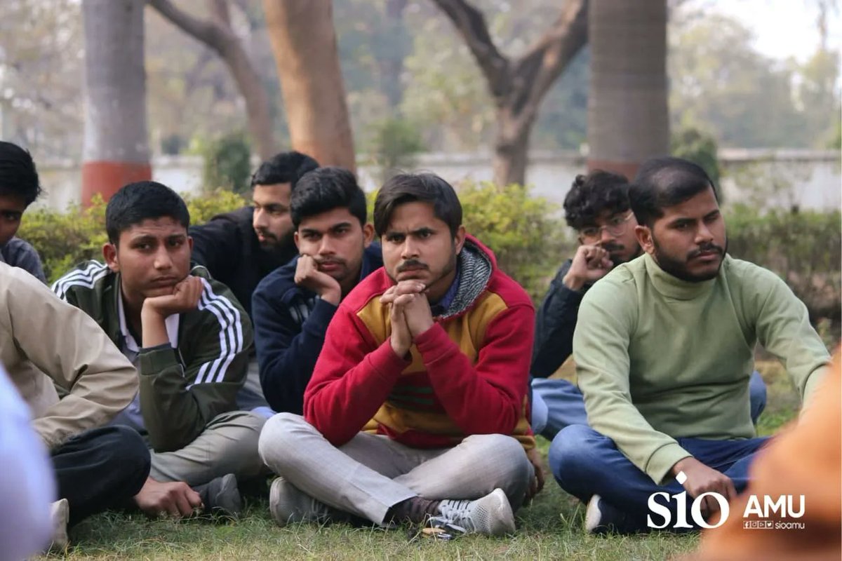 sioamu's tweet image. SIO AMU organised a gathering on Shahid Azmi Shahadat Day, on 11th of Feb. Brother Mohammad Nasar Nasir( Ex Faculty :Jindal Global Law School) addressed the gathering on the topic of &quot;Epistemic and Structural Disciplining : The Politico-Legal Language of the Resistance&quot;.