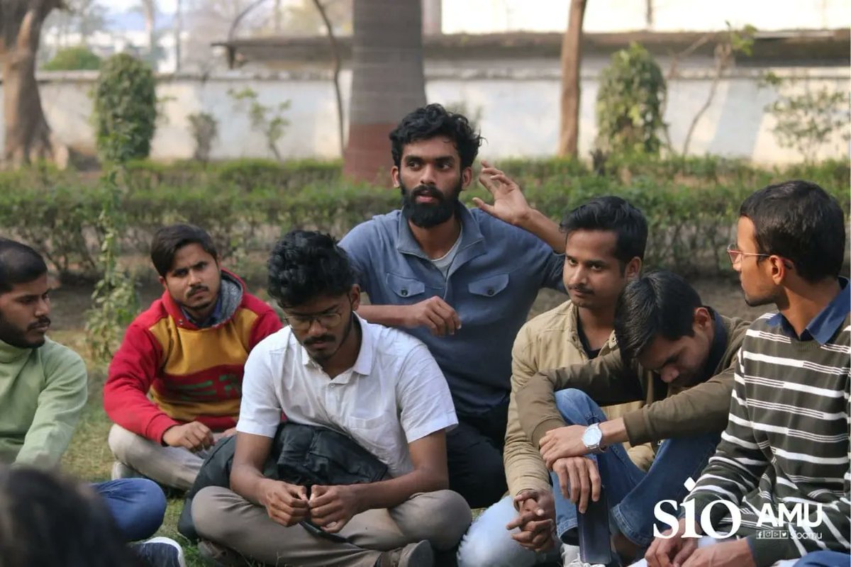 sioamu's tweet image. SIO AMU organised a gathering on Shahid Azmi Shahadat Day, on 11th of Feb. Brother Mohammad Nasar Nasir( Ex Faculty :Jindal Global Law School) addressed the gathering on the topic of &quot;Epistemic and Structural Disciplining : The Politico-Legal Language of the Resistance&quot;.