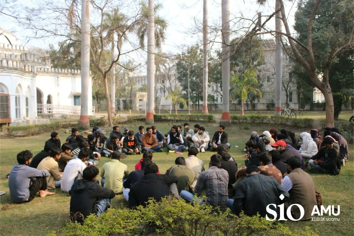 sioamu's tweet image. SIO AMU organised a gathering on Shahid Azmi Shahadat Day, on 11th of Feb. Brother Mohammad Nasar Nasir( Ex Faculty :Jindal Global Law School) addressed the gathering on the topic of &quot;Epistemic and Structural Disciplining : The Politico-Legal Language of the Resistance&quot;.