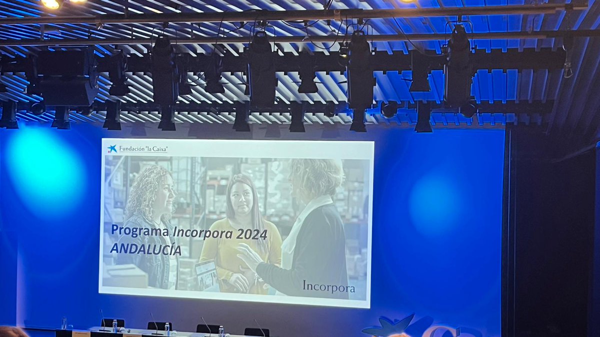 aNOESSO's tweet photo. ✅Hoy hemos acudido al acto de inicio de convenio #Incorpora 2024, con la presencia de Marc Simon, presidente de @fundlacaixa y Loles López, Consejera de Inclusión social, juventud, familias e igualdad. 🌟

#consejeriadeinclusionsocialjuventudfamiliaseigualdad #caixaforum https://t.co/HXuwn01Z9l