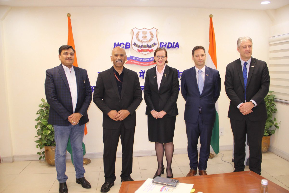 .@NZ_Customs delegation led by Ms. Christine Stevenson, Comptroller of Customs held meeting with @dg_ncb today. Topics discussed: ✅Drug Scenario-Domestic&Regional ✅Ops co-op ✅Capacity Building #StrongerTogether @PMOIndia @HMOIndia @MEAIndia @BhallaAjay26 @PIBHomeAffairs