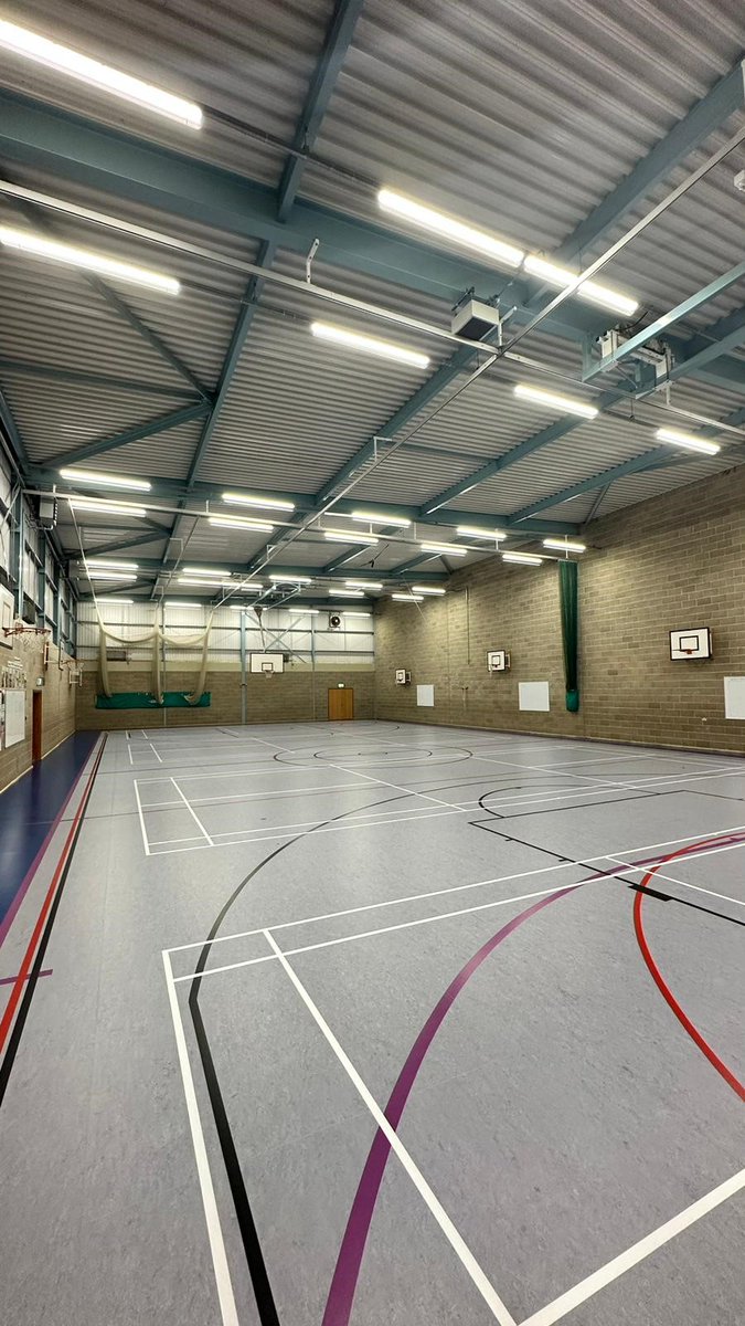 “They really did work incredibly hard and are a credit to your team”. – Tim Legg, Deputy Headteacher.

DYNAMIK have installed a new sprung area elastic sports floor, that enables a consistently high sports performance at Kesgrave School

#sportsflooring #sports #sportswalling