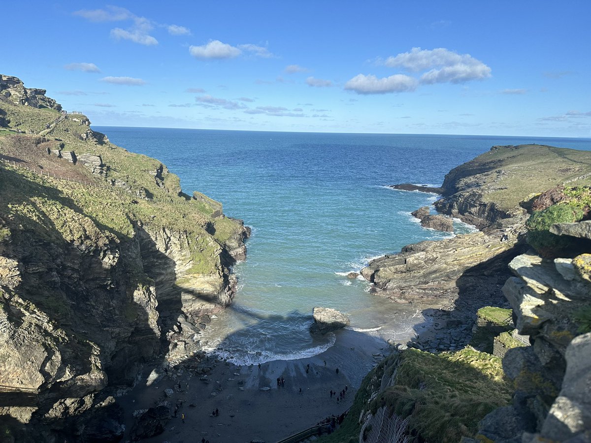 Beautiful Tintagel 😍😍
Such an early start after such a late night but worth it for the views 😴😴😴 
I’ll sleep well tonight ♥️
 #Tintagelcastle #Cornwall #Seatherapy