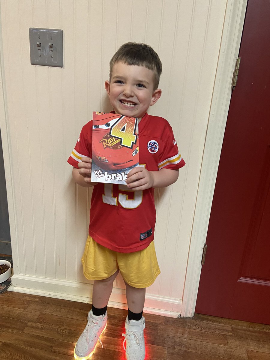 __emilyann's tweet photo. @Chiefs winning the Super Bowl on my sons 4th birthday ❤️💛 https://t.co/EgOR8x2YlP