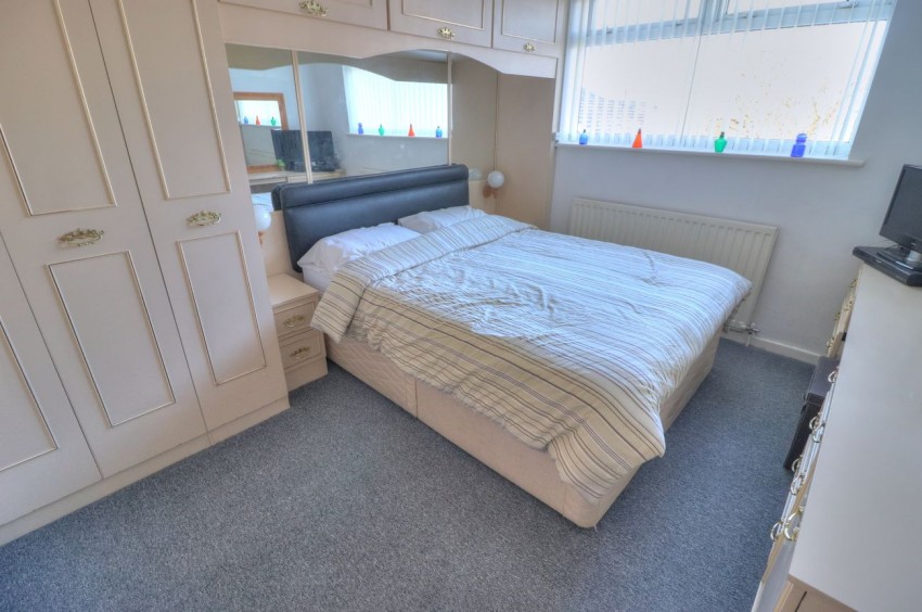 💥New To Movuno💥

3 Bed, Mid Terraced on Grosvenor Way, Horwich.

The property offers spacious living accommodation, featuring three well-proportioned bedrooms, allowing ample space for a growing family. 

💻movuno.com/.../greater...…

📞01204 654525