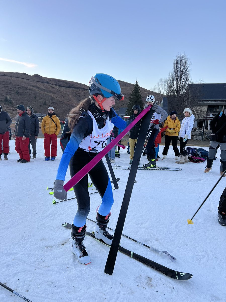 corinne_crabe's tweet photo. La vertica Louron hier à #vallouron en mode réorganisation du parcours. Tout l’esprit du club #transpyros @valleedulouron #pyrenees #aurelouron #skialpi https://t.co/JyhEErv8a3