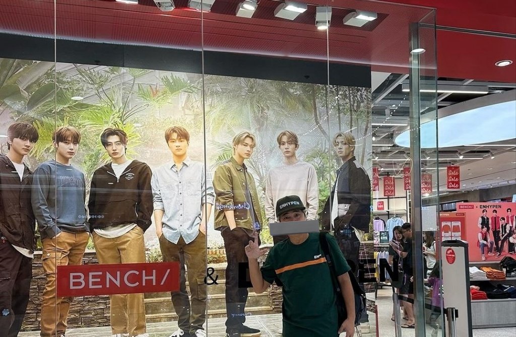 _abcdefghi_jay_'s tweet photo. JAY'S DAD IG POST AAAAAAAAAAAAAAA SUPER SUPPORTIVE DAD EVER

#JAY https://t.co/c0ONKjtkuo