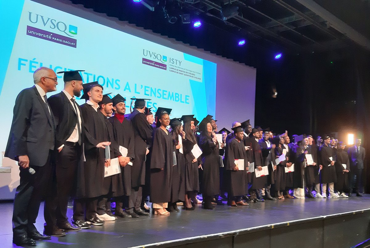 👏👏Félicitations aux nouveaux diplômés de la formation Mécatronique et Robotique de l'ISTY - Institut des Sciences et Techniques des Yvelines <a href="/uvsq/">UVSQ</a>  Université de Versailles Saint-Quentin-en-Yvelines en partenariat avec <a href="/Ingenieurs2000/">Ingénieurs 2000</a> !

Un grand bravo à tous ! 🎓🫶