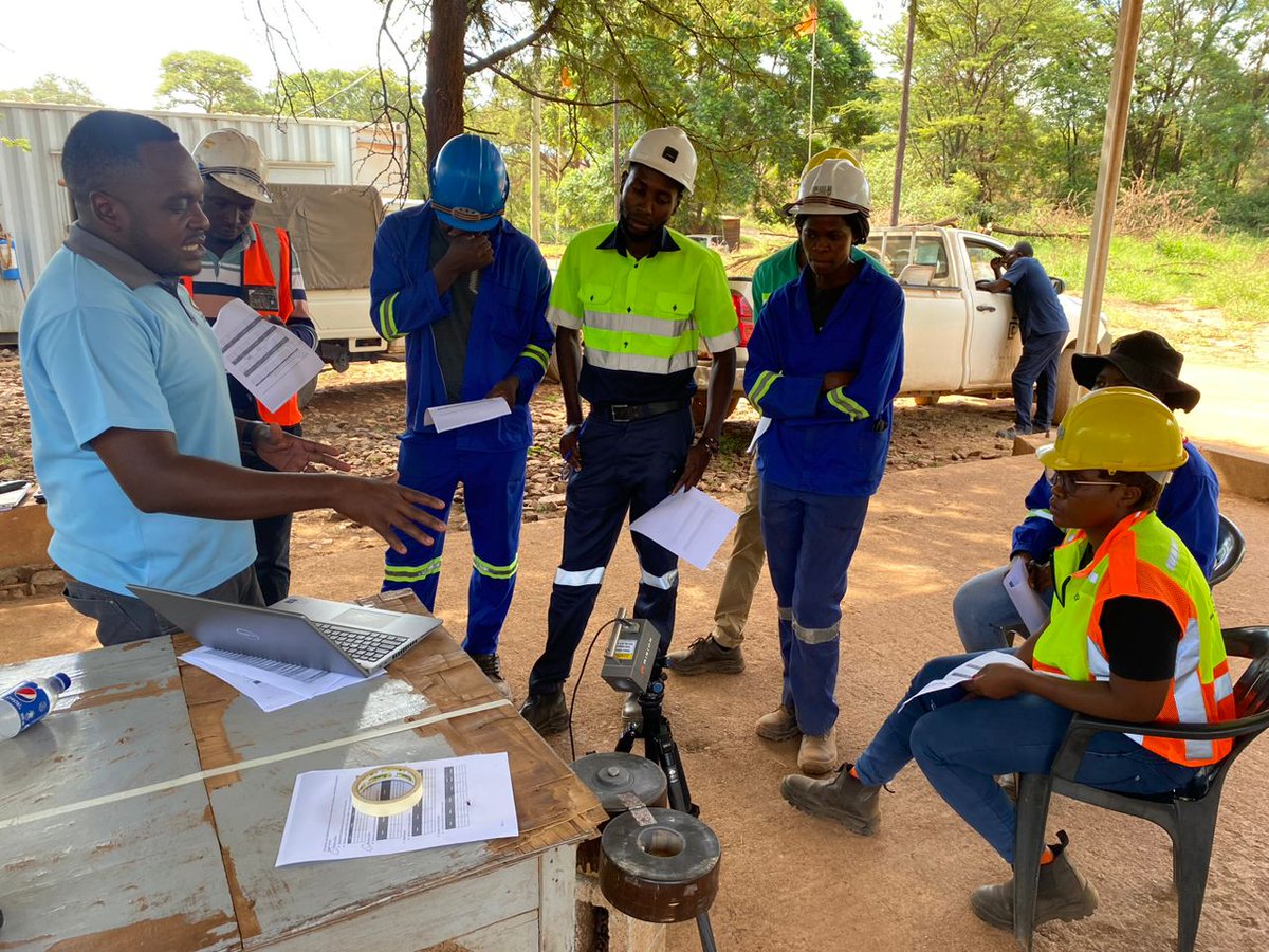 rpaz_online's tweet photo. We recently conducted a training workshop on the management of naturally occurring radioactive materials (NORM) targeting SHEQ professionals, processing personnel, and designated Radiation Protection Officers. https://t.co/wRL6T49xBr