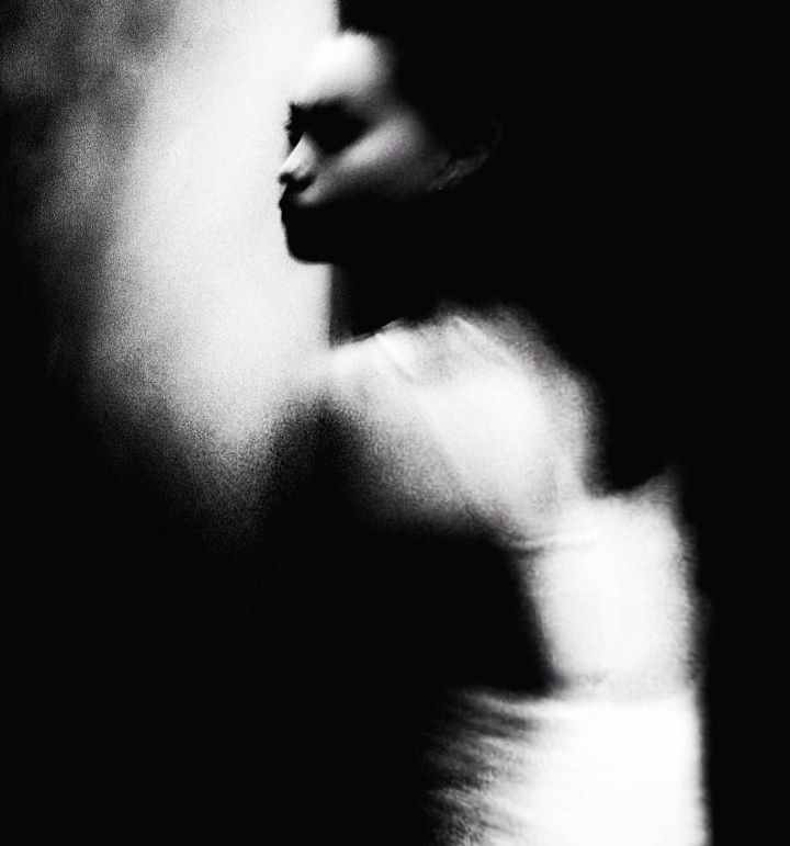 AlaaSteki's tweet photo. Once, in the midst of a passionate argument, I overheard a powerful statement: 'Trusting you was the path I embraced, yet proving me wrong became your rebellious choice.' Those words echoed and etched themselves permanently within the depths of my mind.. https://t.co/CoIxhMuPSc
