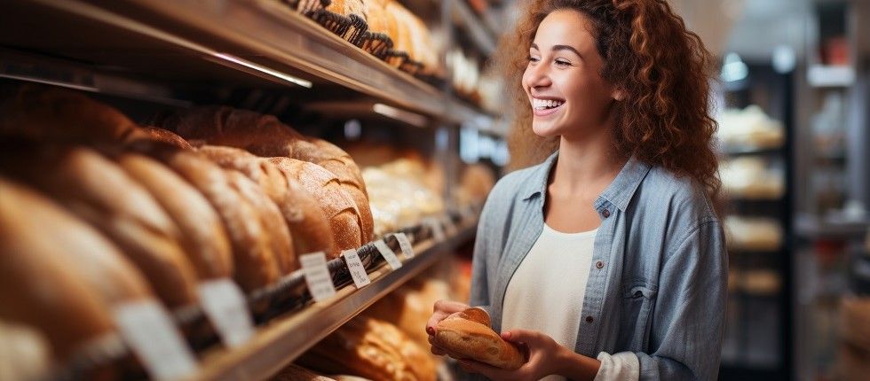 bzfe_de's tweet photo. Praktische Tipps zum Brotretten: Nach Zahlen des Markforschungsinstituts GfK aus dem Jahr 2020 stellen #Brot und #Backwaren mit 13 Prozent einen großen Anteil der vermeidbaren #Lebensmittelabfälle in privaten Haushalten dar ➡️ https://t.co/H9snrJ5cc5 https://t.co/0kMDF26OsV