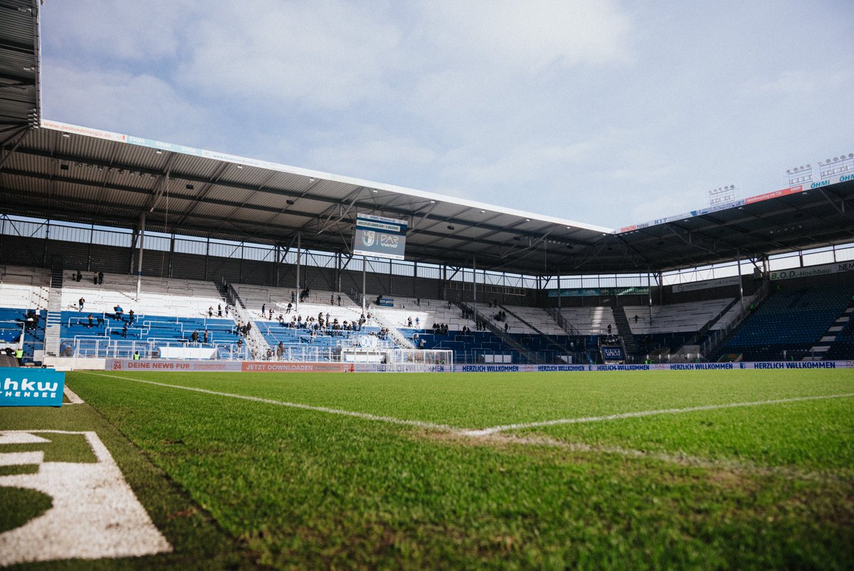 fcstpauli's tweet photo. Rund um das Spiel beim 1. FC Magdeburg kam es zu Problemen bei der An- und Abreise, sowohl für die  Mannschaft als auch für unsere Fans. Der #FCSP wird sich an die zuständigen Stellen wenden, um die Vorfälle aufzuarbeiten.

Danke für Euren lautstarken Support in Magdeburg! https://t.co/iGVPskzjQZ