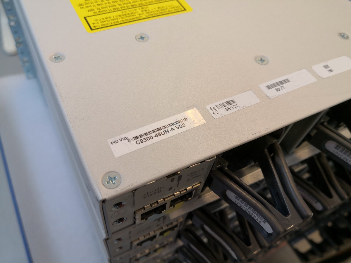IT4TRADE_GmbH's tweet photo. Diese tollen Catalyst 9300 Switches sind heute aus einem Hardware-Ankauf eingetroffen und suchen, sofern Sie die Vorsorgeuntersuchung bestehen, nach einem neuen Besitzer 👇 📧📞
#ITAD #Refurbishing #Cisco #CatalystSwitches #Catalyst9300 #IT4TRADE https://t.co/XQ7gLZaRSn