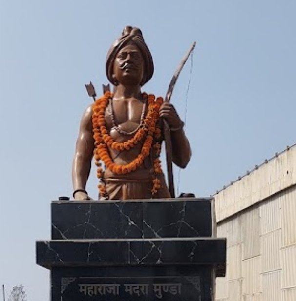 महाराजा मादरा मुंडा जी के जन्म दिवस पर शत् शत् नमन जोहार 🙏🙏🙏
#tribalKing
#tribalPower
<a href="/TribalKhabar/">Tribal Khabar</a> ।
<a href="/arjun/">arjun banker</a>