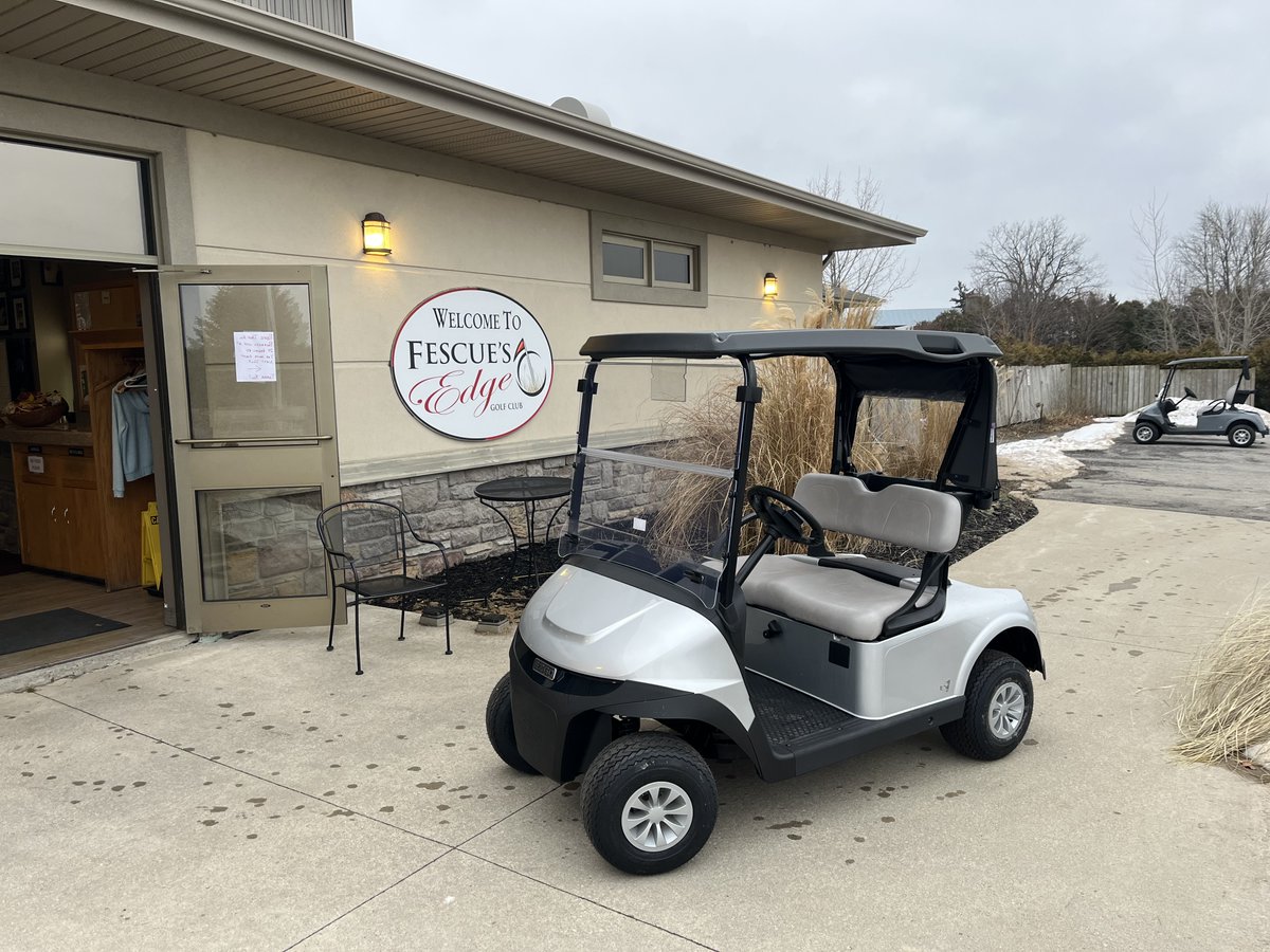 gc_duke's tweet photo. Just rolled out a fleet of sleek @EZGOvehicles gas carts to Fescue's Edge Golf Club last week! β³οΈ Thank you so much @fescue_c! #EZGO #FescuesEdge #GCDuke @crowthegoalie https://t.co/4VdALZjCHG