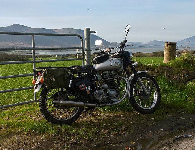 Wonderful picture taken by one of our Customers from Ireland of his 500 Bullet. #royalenfield #royalenfieldindia #royalenfieldbullet #enfield #enfieldlove #bullet #madelikeagun #bulletlover #riding #ridepure #bike #vintage #classic #classicbike #enland #classicmotorcycle #ireland