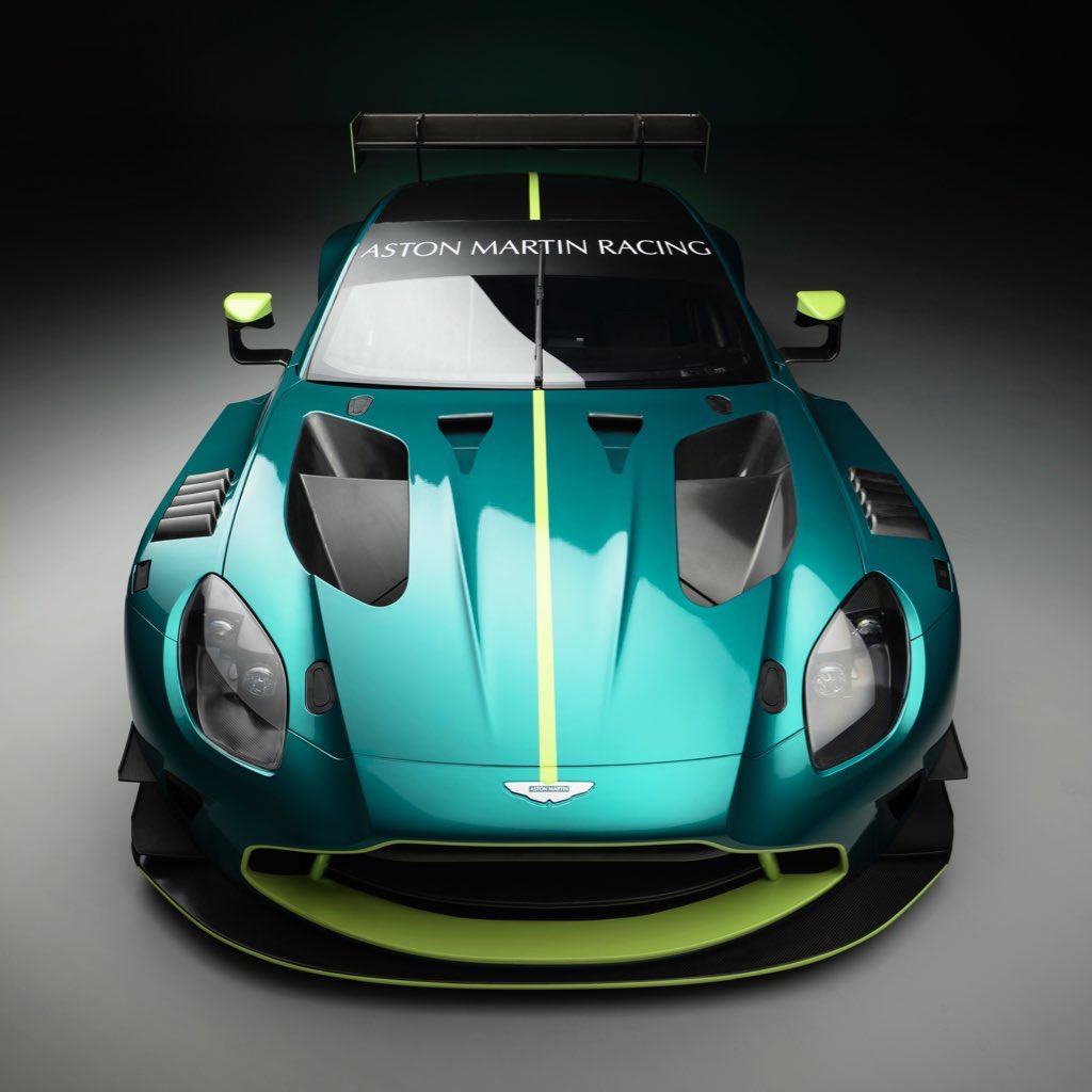 GTWorldChAsia's tweet photo. Introducing the new Aston Martin Vantage GT3!

Asian fans can see these racing in #GTWorldChAsia and #JapanCup this year courtesy of D'station Racing 🙌 https://t.co/JzOIavXtBE