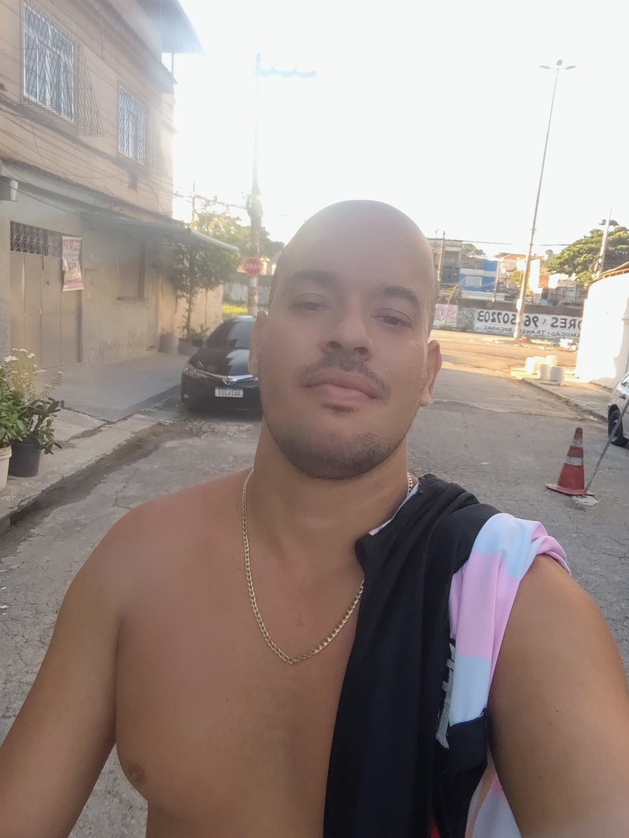 daniels67497020's tweet photo. Bom dia vamos curti https://t.co/6uY4AODiyi