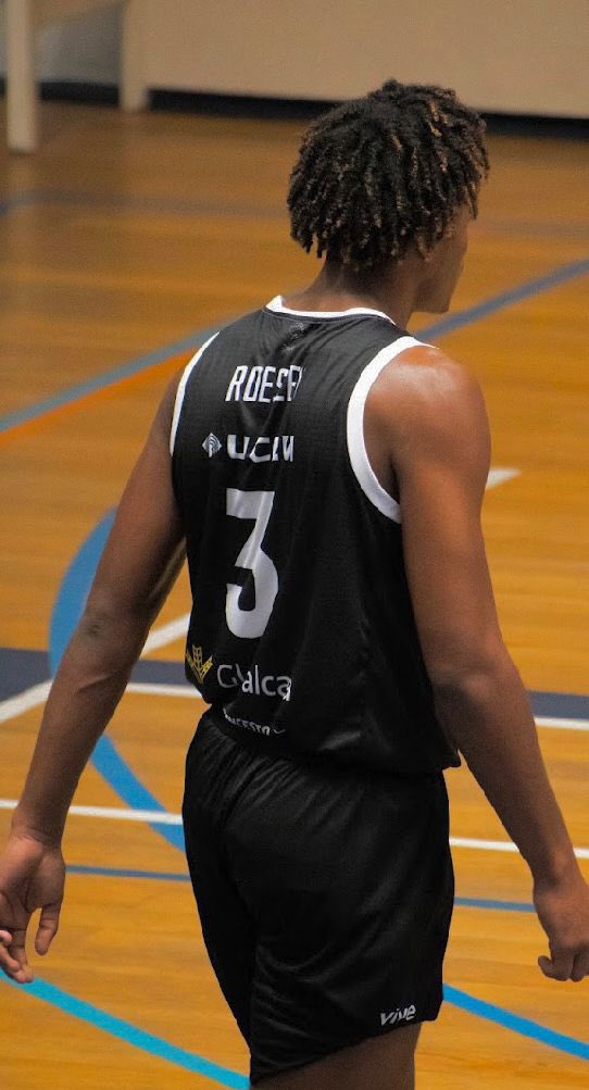 BagencY_CSA's tweet photo. La racha de @TobarraCB continúa y, Roy Mendes (@RoyMendes03) tiene mucha culpa, el interior caboverdiano anotó 13 puntos, capturó 11 rebotes para 20 de valoración en 20 minutos de juego. https://t.co/yhHzvty29R