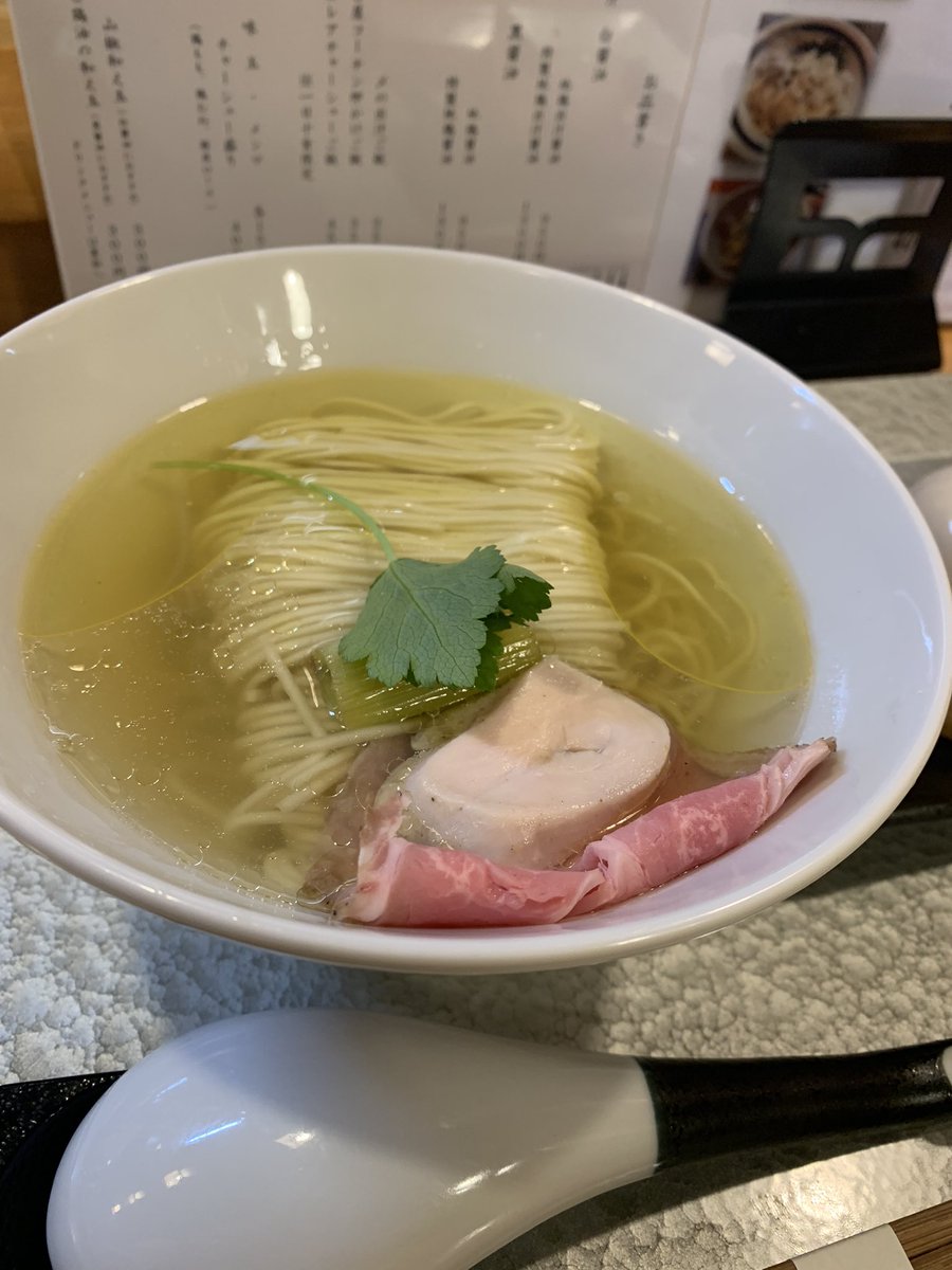 peace3182's tweet photo. 🌈nijiさんで久しぶりのラーメン😊
美味しかったぁ😊渋川寒いっ🥶
#niji #渋川市 https://t.co/iPjQiy7xee