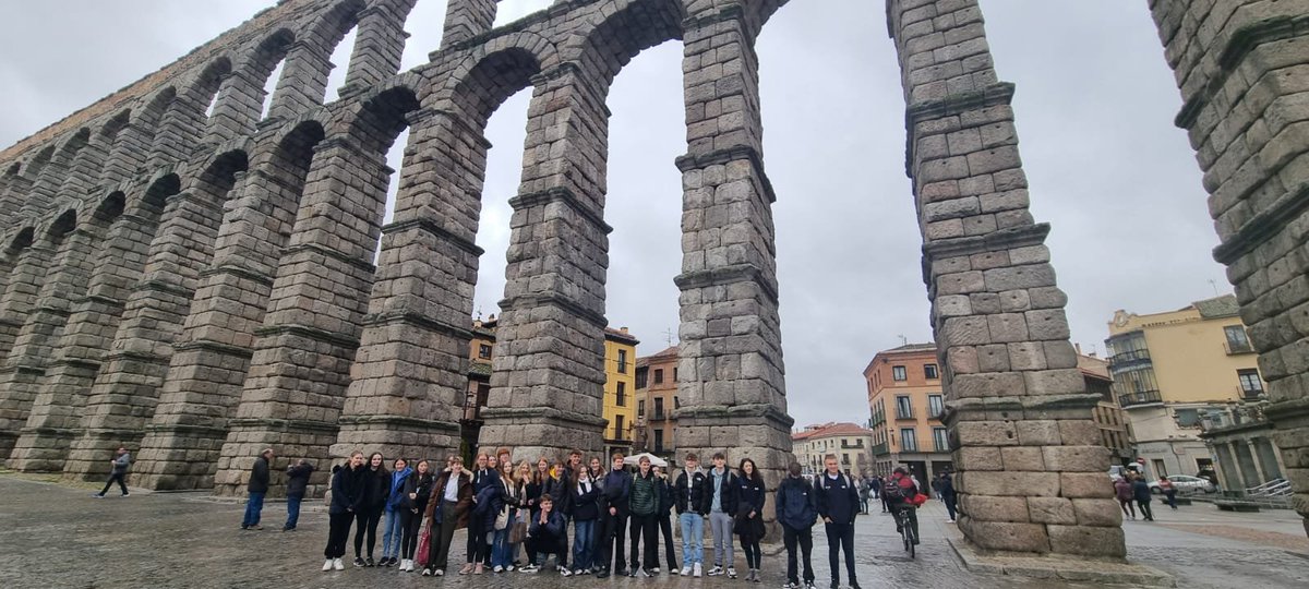 Where are we? ... A famous Roman Aqueduct UNESCO World Heritage Site...Segovia
<a href="/Ilkleygrammar/">Ilkleygrammar</a>
