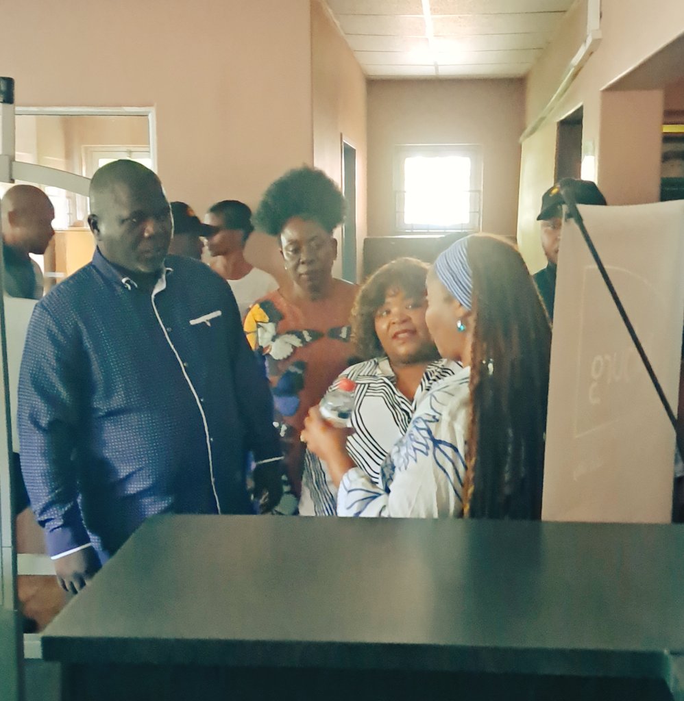CityofJoburgZA's tweet photo. @LubaMagwentshu @Eunice_Mgcina View the newly renovated library, and check out a library official relay a story to the delightful learners. #JoburgServices | #JoburgLibraries | #CoJEvents ^LM https://t.co/OcUO2A1eVp