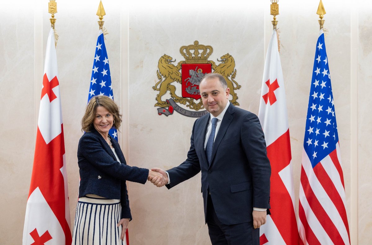 MoD Chikovani held an introductory meeting with the US Amb in Georgia, Robin Dunnigan Ongoing programmes and future plans of defence & security cooperation between 🇬🇪 🇺🇸 were discussed. Both sides emphasized the importance of strategic partnership.